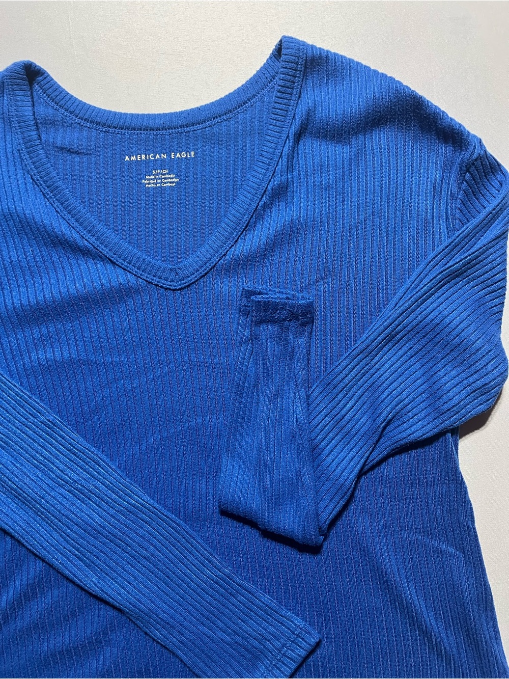 American Eagle Women’s Small Royal Blue Ribbed V-Neck Long Sleeve Thermal Top